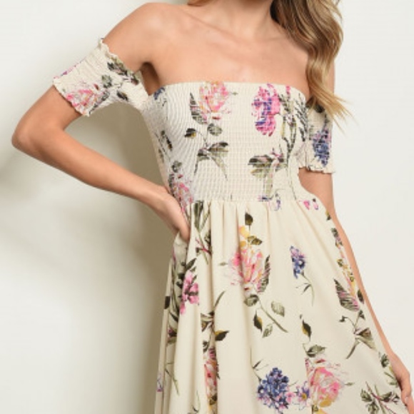 Girly & Flirty CREAM & FLORAL MAXI DRESS BOHO - Picture 5 of 8